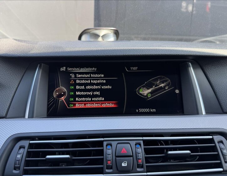 BMW Řada 5 Kombi 3,0 l 230 kw