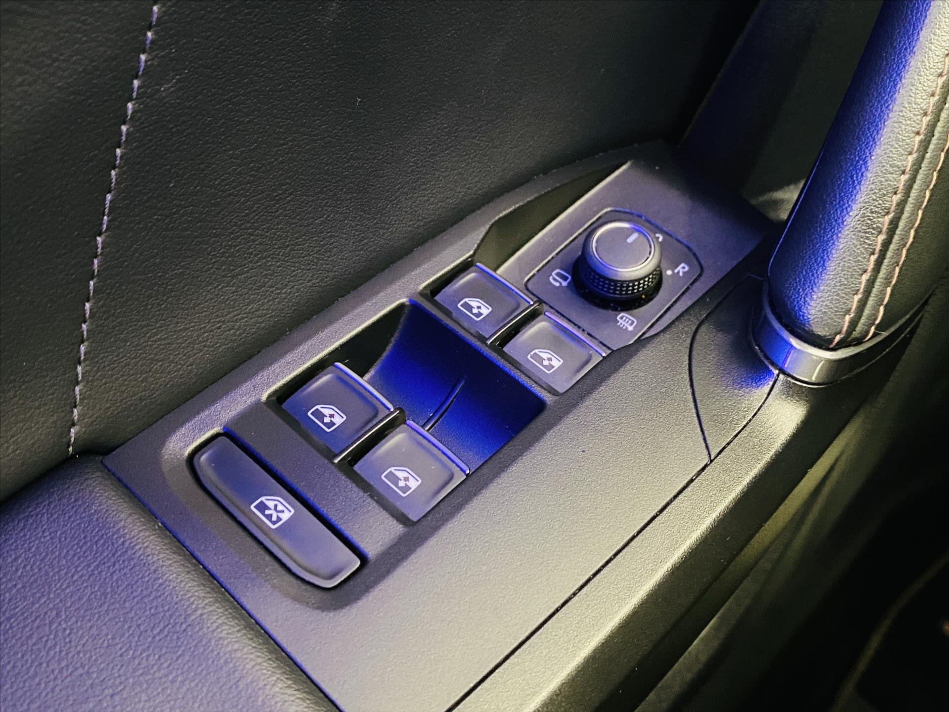 Cupra Formentor CUV / Crossover 1,5 l 110 kw