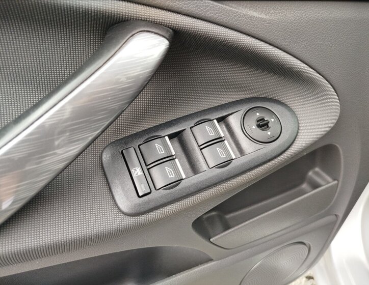 Ford C-MAX MPV 1,6 l 74 kw