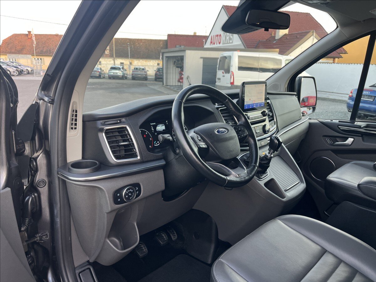 Ford Tourneo Custom Kombi 2,0 l 136 kw