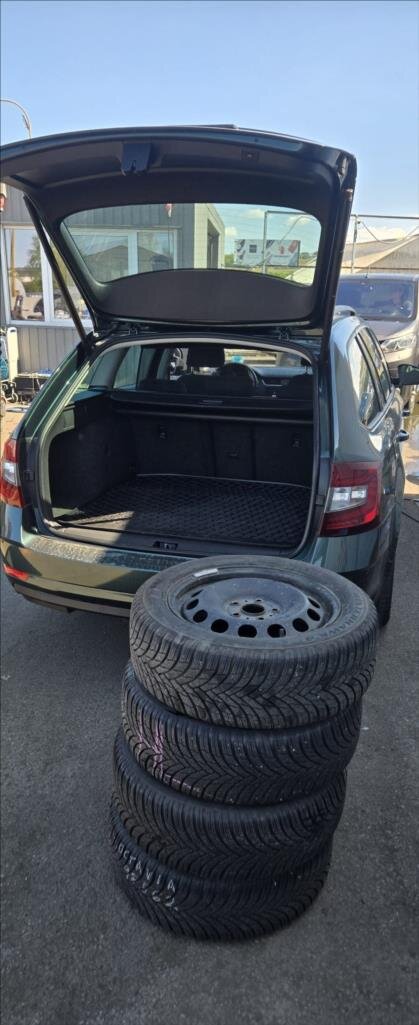 Škoda Octavia Kombi 2,0 l 110 kw