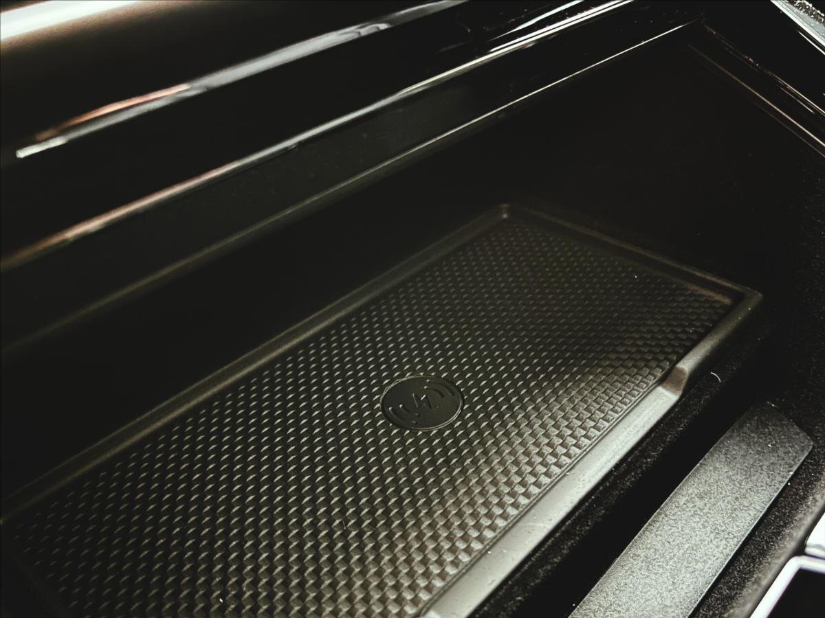 Land Rover Range Rover Sport SUV / Terénní 4,4 l 467 kw