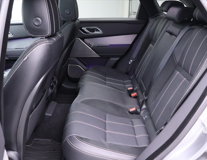 Land Rover Range Rover Velar SUV / Terénní 3,0 l 221 kw