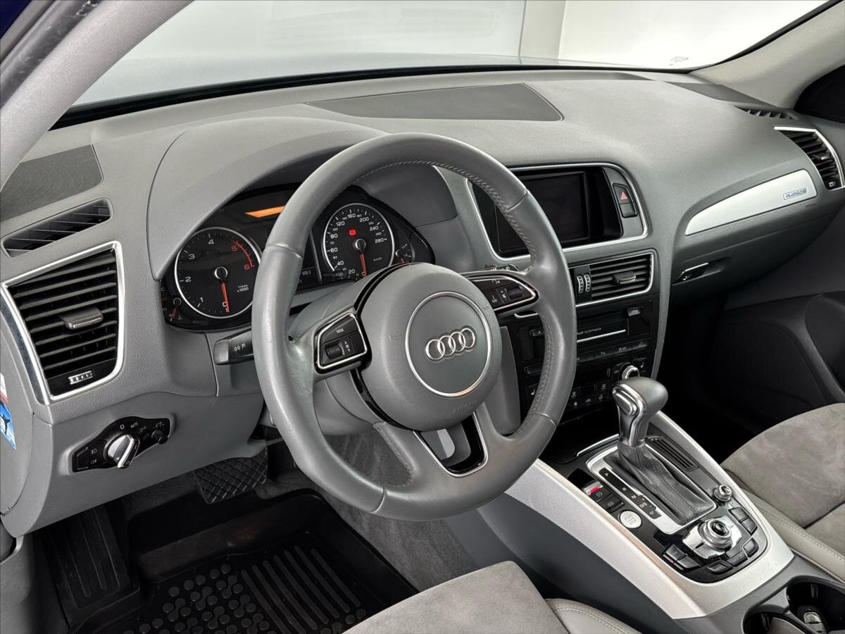 Audi Q5 SUV / Terénní 2,0 l 130 kw