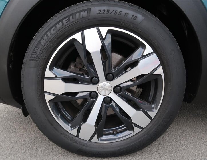 Peugeot 5008 SUV / Terénní 1,2 l 96 kw