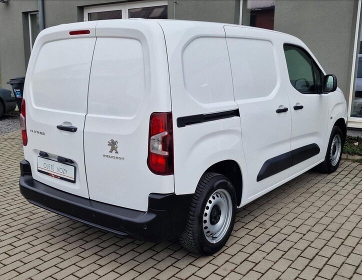 Peugeot Partner Skříň 1,2 l 81 kw
