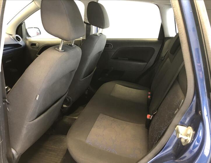 Ford Fiesta 10