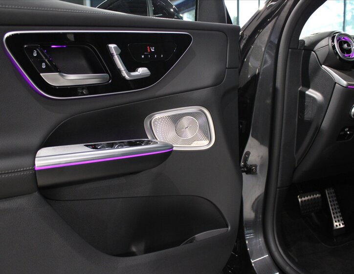 Mercedes-Benz GLC 11