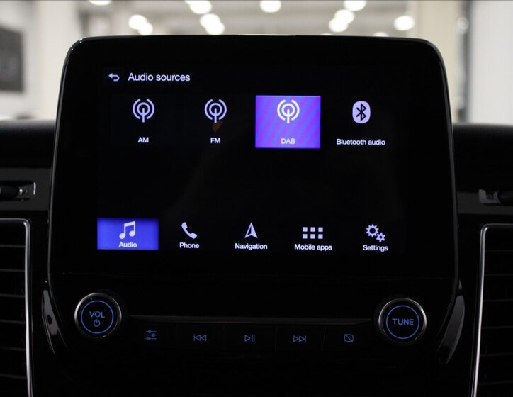 Ford Tourneo Custom MPV 2,0 l 136 kw