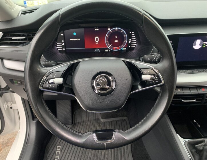 Škoda Octavia 9