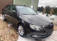 Škoda Superb 25