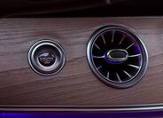 Mercedes-Benz Třídy E 27