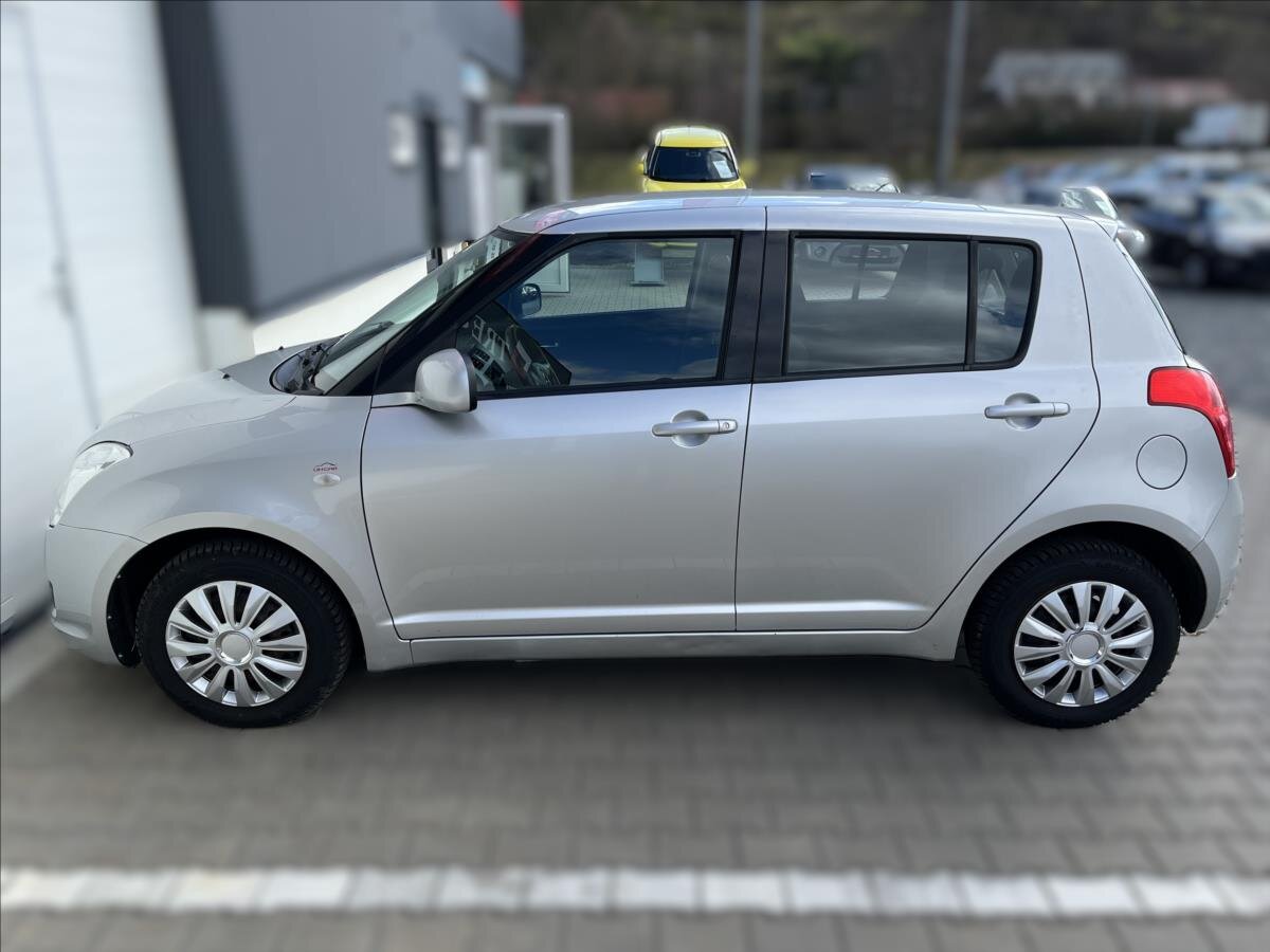 Suzuki Swift Hatchback 1,3 l 68 kw