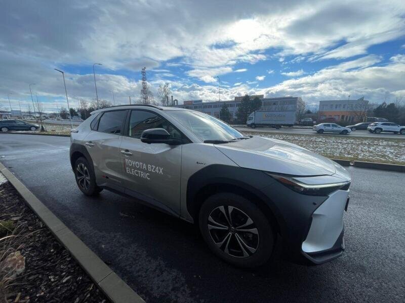 Toyota bZ4X SUV / Terénní 0,0 150 kw