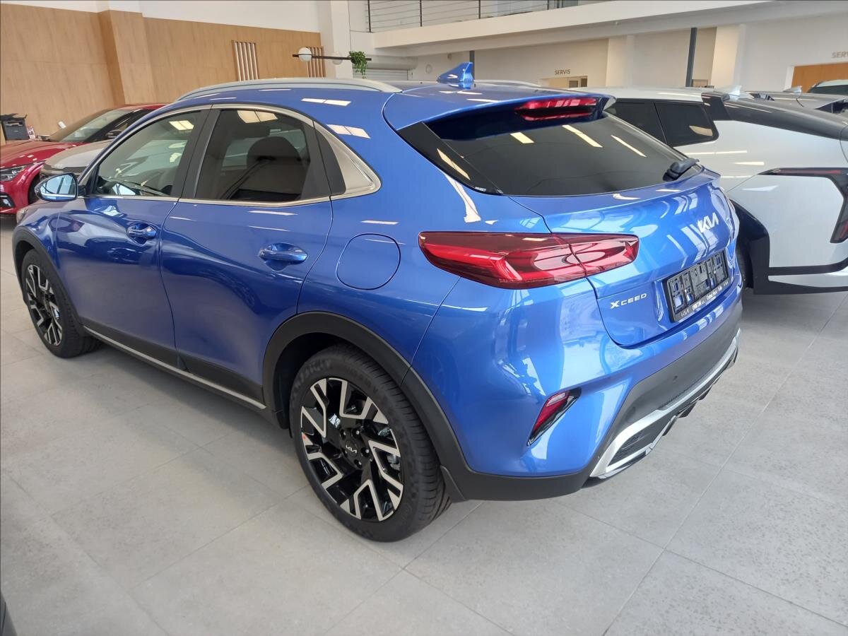 KIA XCeed CUV 1,6 l 110 kw