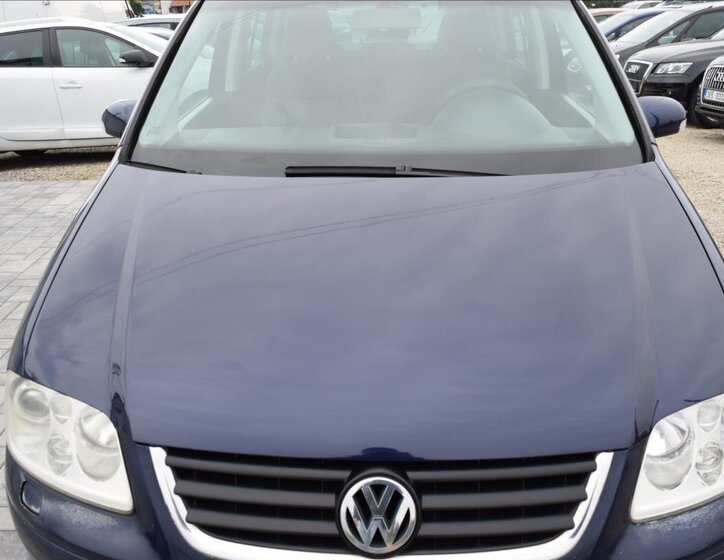 Volkswagen Touran Kombi 1,4 l 103 kw