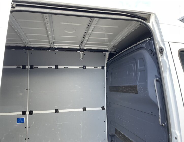 Mercedes-Benz Sprinter Skříň 2,1 l 105 kw