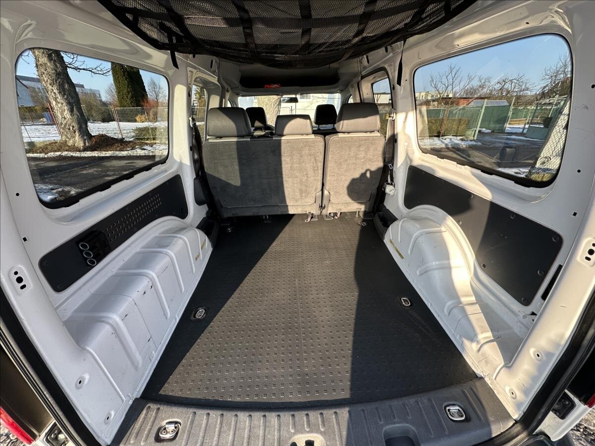 Volkswagen Caddy Kombi 1,6 l 75 kw