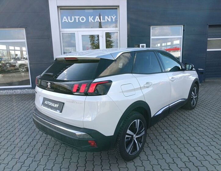 Peugeot 3008 SUV / Terénní 1,6 l 88 kw