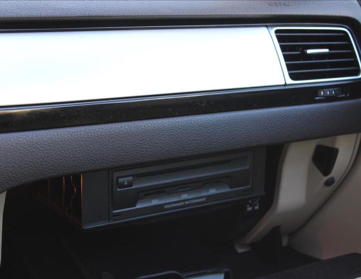 Volkswagen Touareg 25