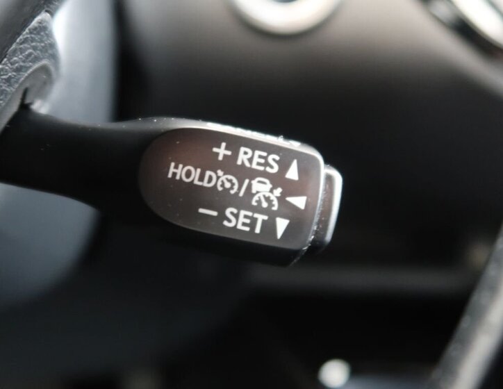 Toyota C-HR SUV 2,0 l 112 kw