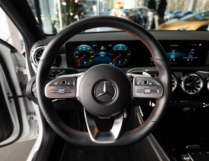 Mercedes-Benz Třídy A 6