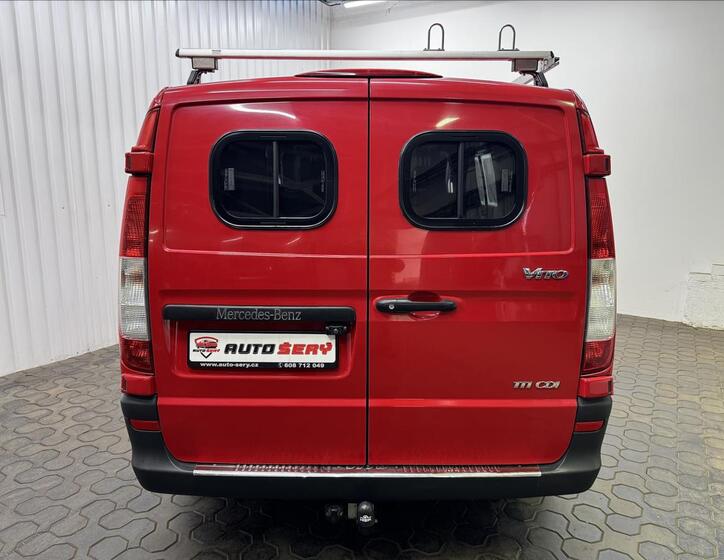 Mercedes-Benz Vito 7