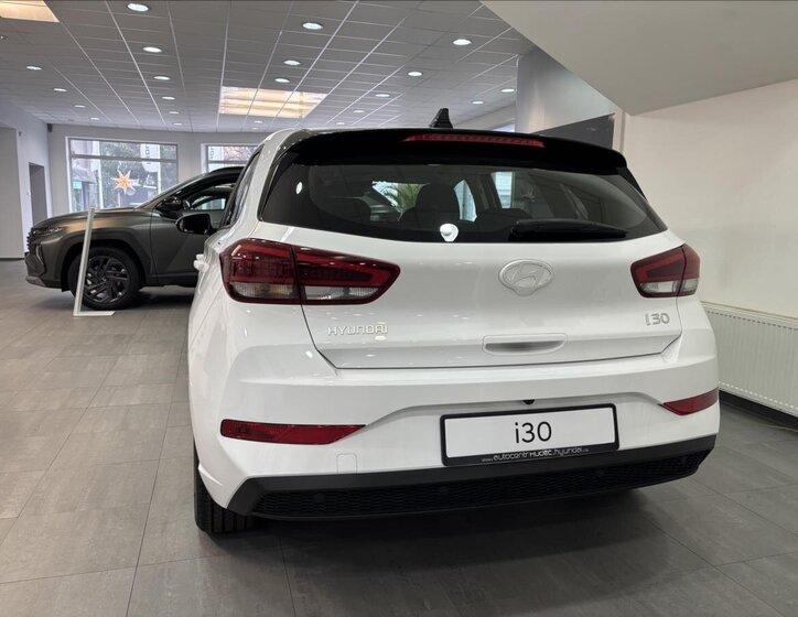 Hyundai i30 Hatchback 1,5 l 70 kw