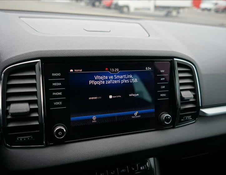 Škoda Karoq SUV 1,5 l 110 kw