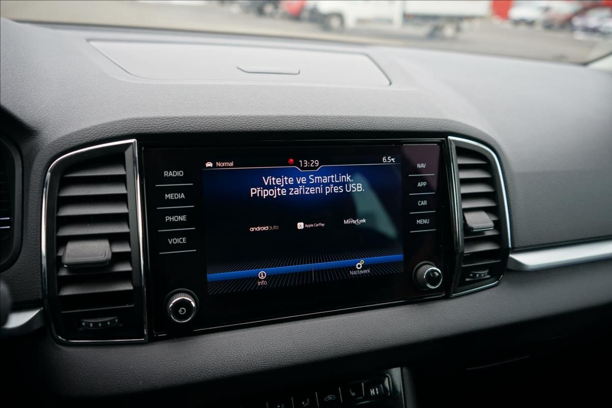 Škoda Karoq SUV 1,5 l 110 kw