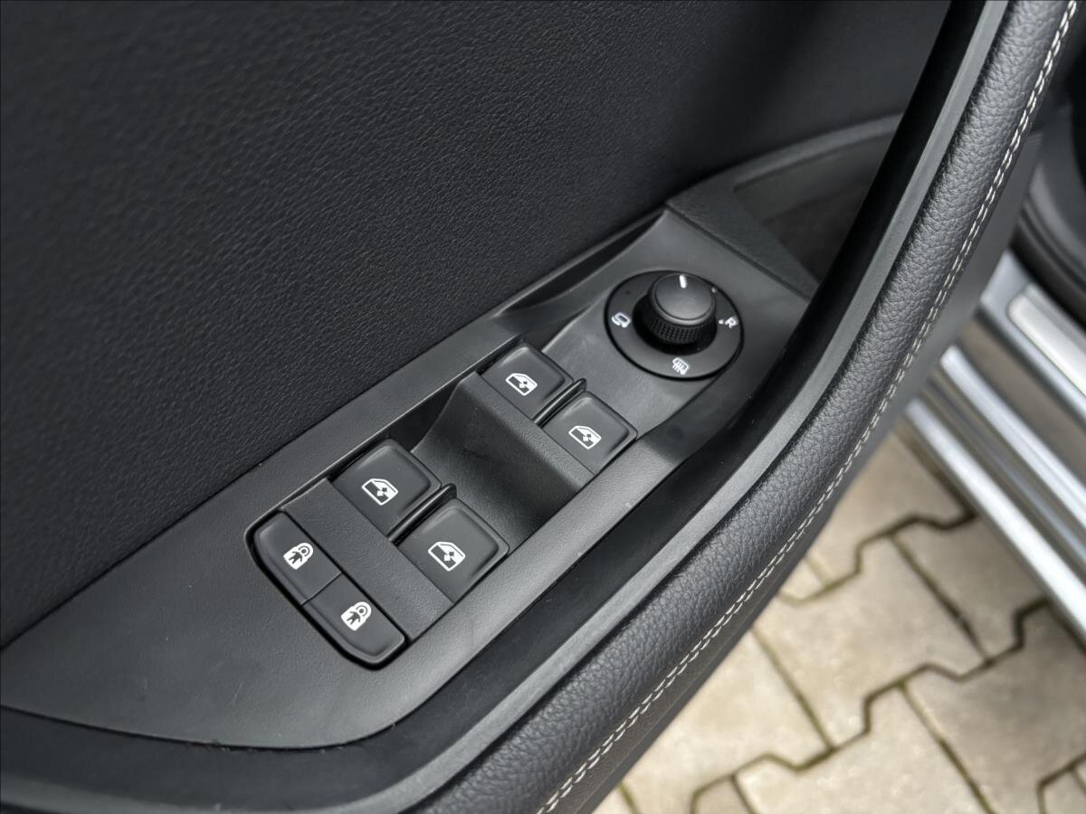 Škoda Superb Kombi 2,0 l 110 kw