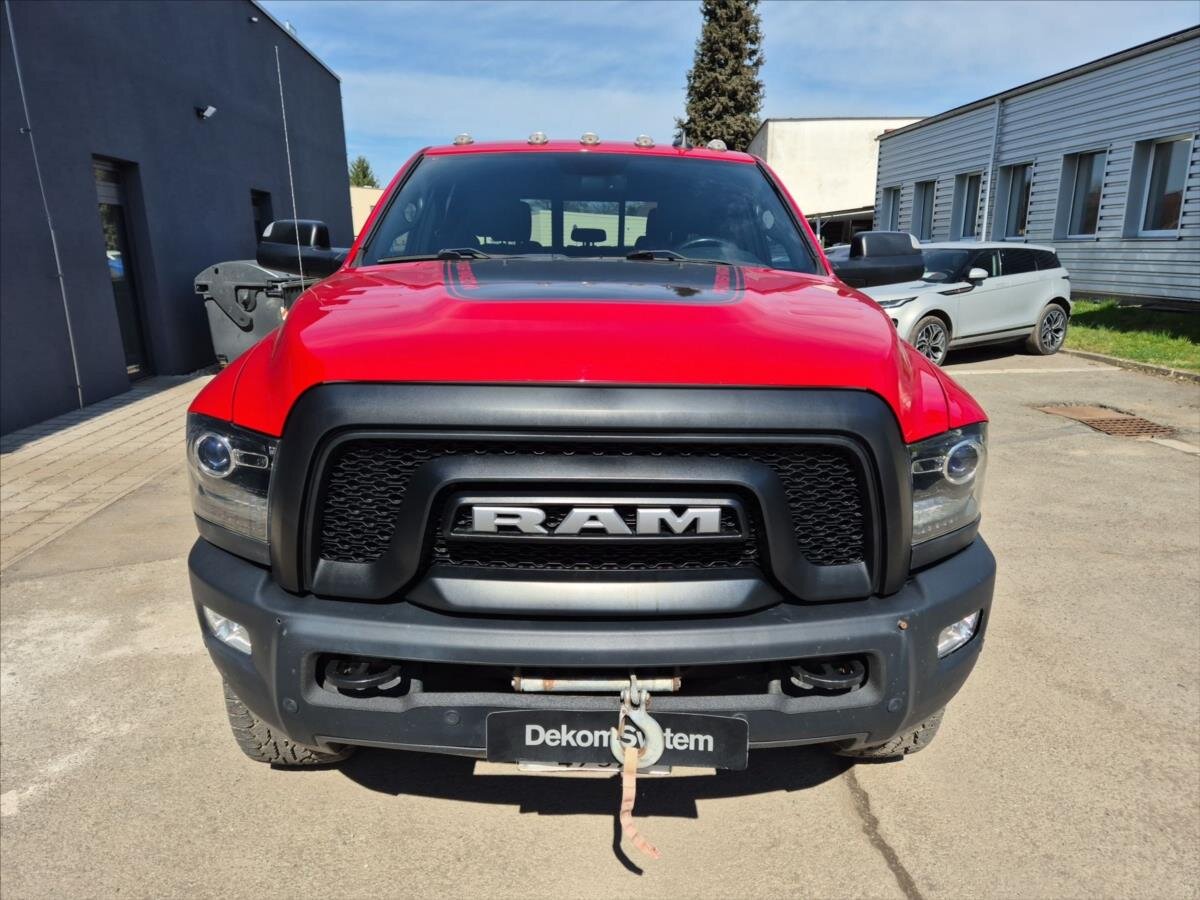 Dodge RAM Pick-up 6,4 l 306 kw