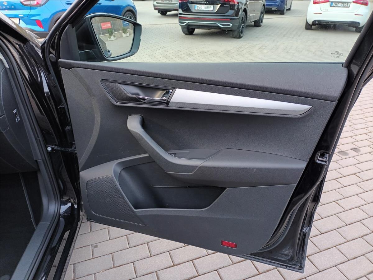 Škoda Karoq SUV / Terénní 1,5 l 110 kw