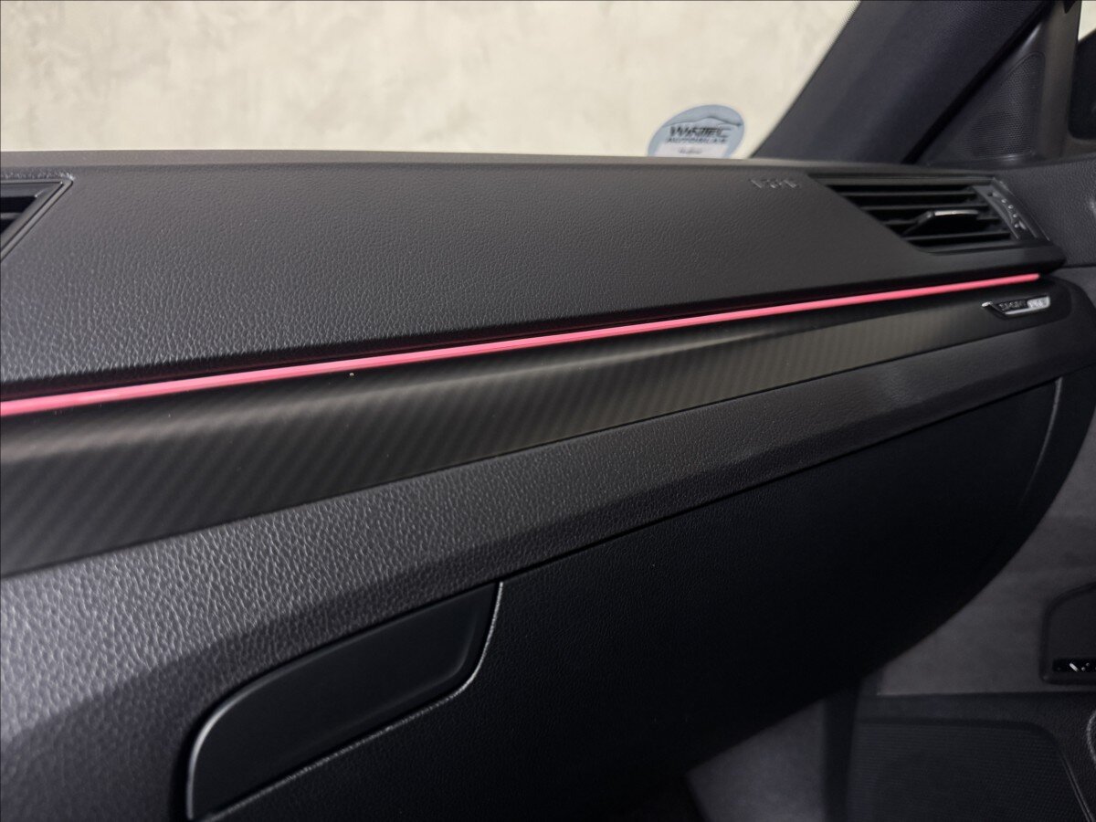 Škoda Superb Kombi 1,5 l 110 kw