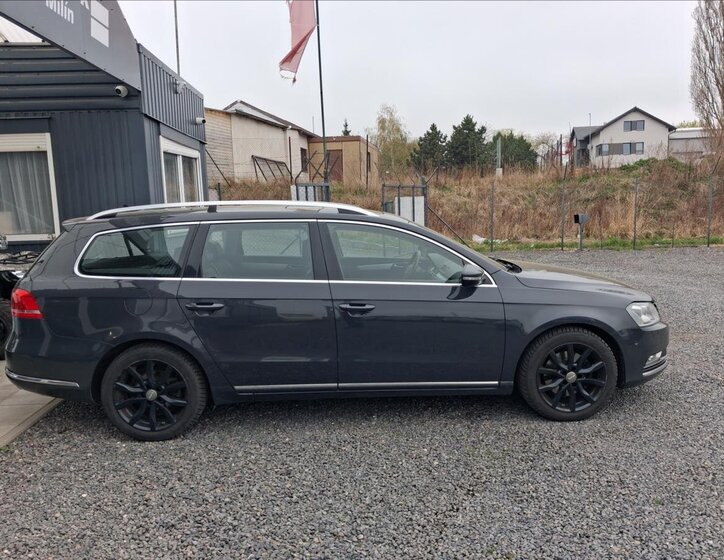 Volkswagen Passat Kombi 2,0 l 125 kw