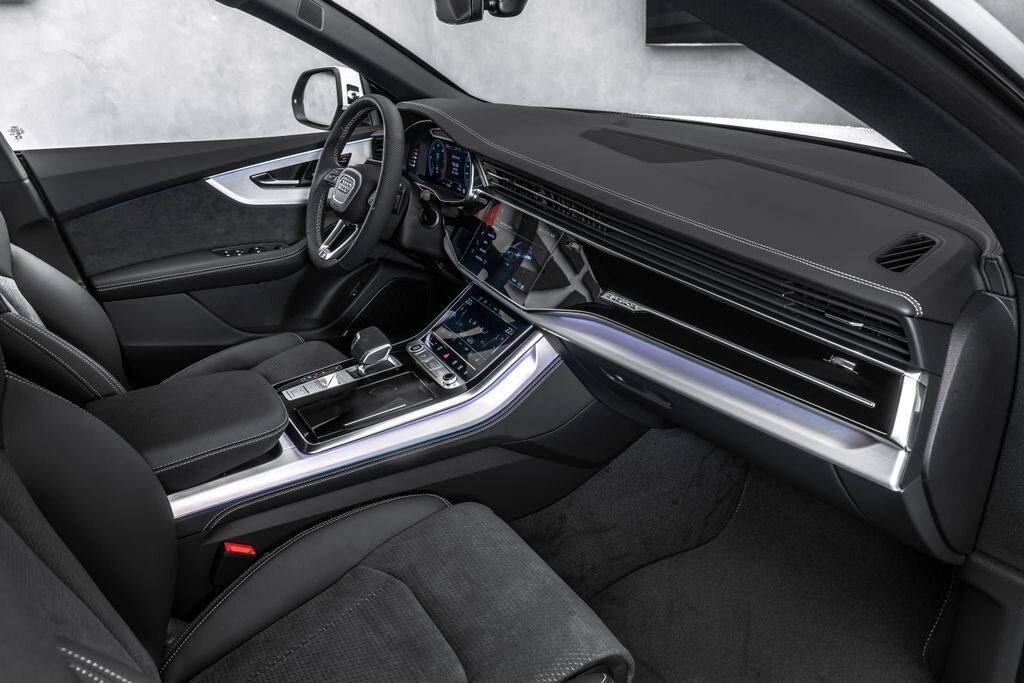 Audi Q8 SUV 3,0 l 210 kw