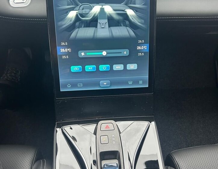 Dongfeng Ostatní SUV / Terénní 1,5 l 145 kw