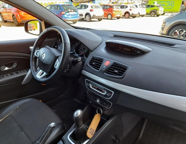 Renault Fluence Sedan / Limuzína 1,6 l 81 kw