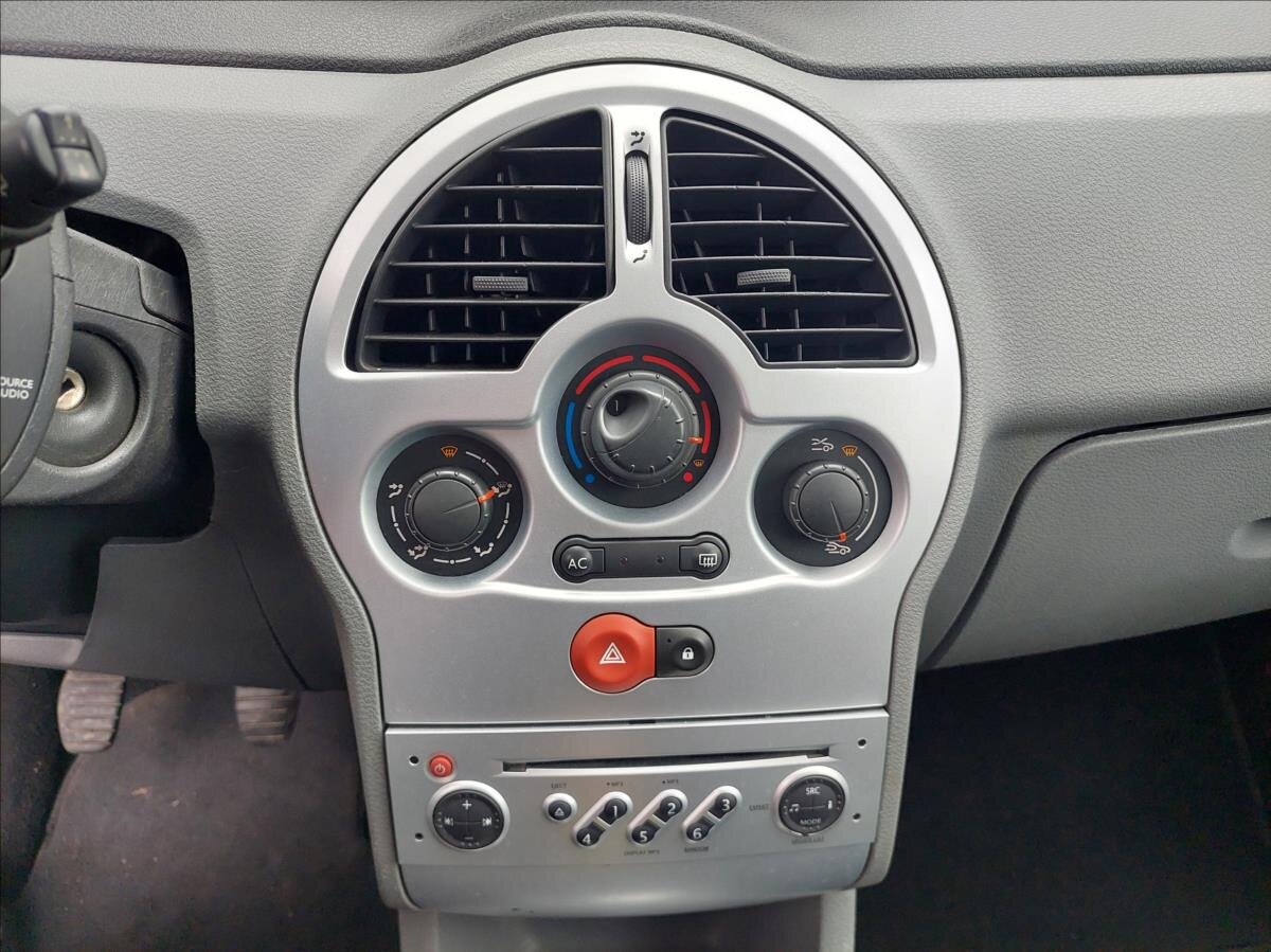 Renault Modus Hatchback 1,1 l 55 kw