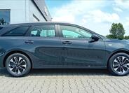 KIA Ceed 4