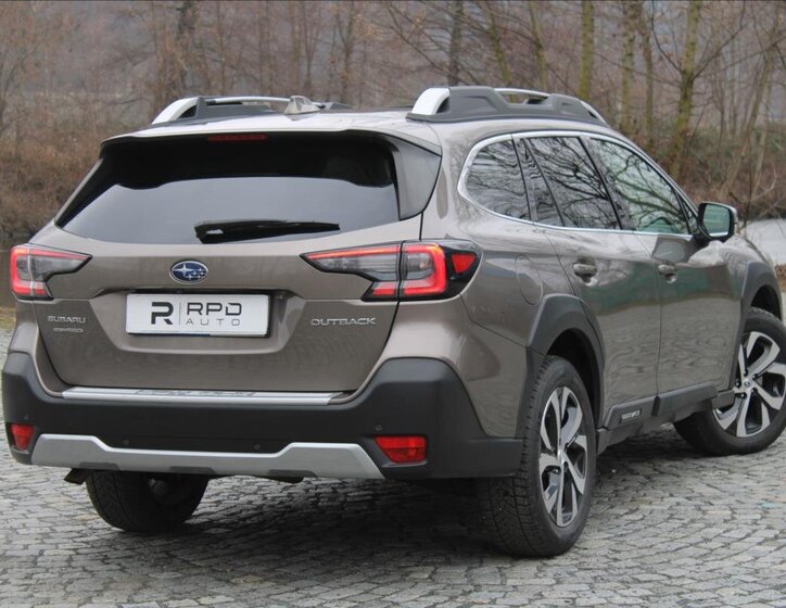 Subaru Outback Kombi 2,5 l 124 kw