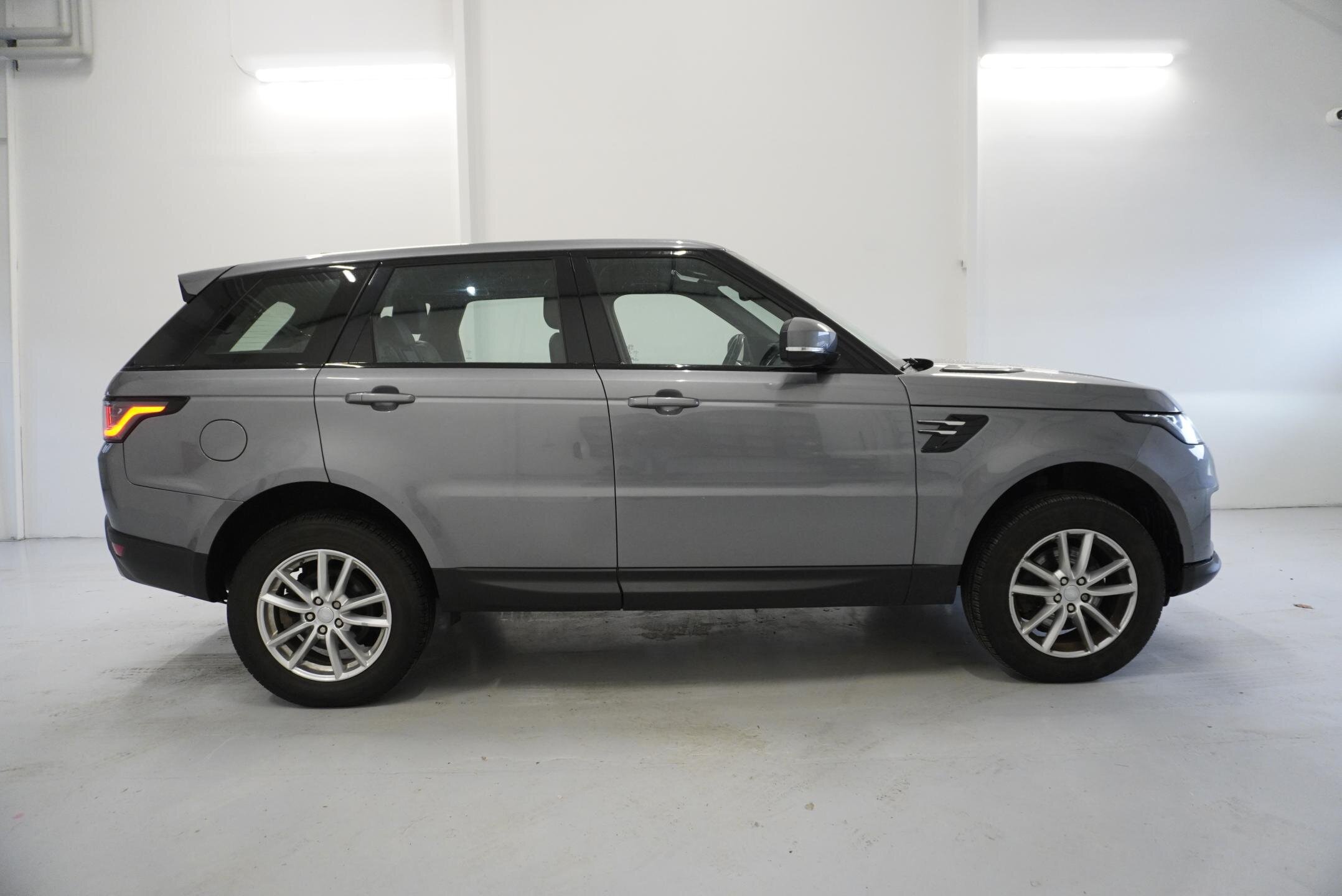 Land Rover Range Rover Sport SUV 3,0 l 225 kw