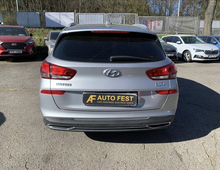 Hyundai i30 Kombi 1,5 l 81 kw