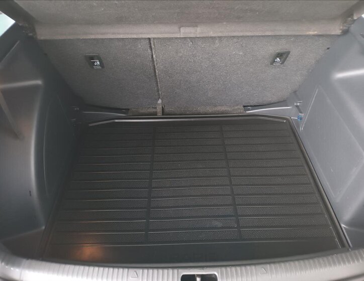 Škoda Rapid Hatchback 999,0 81 kw