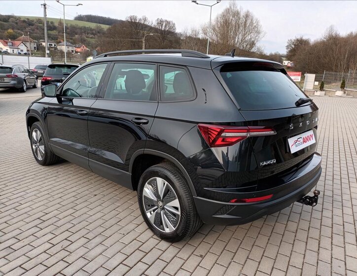 Škoda Karoq SUV / Terénní 1,5 l 110 kw