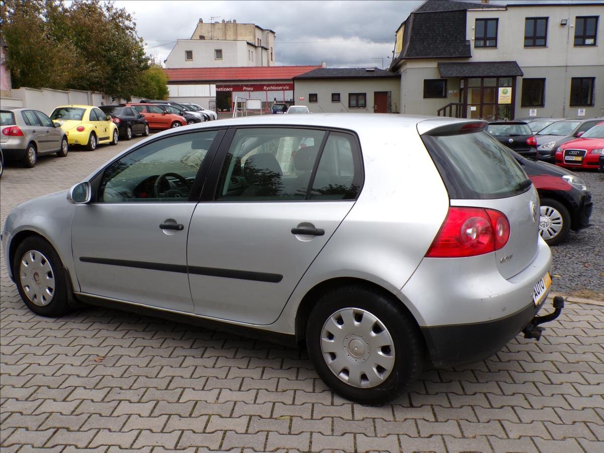 Volkswagen Golf Hatchback 1,6 l 85 kw