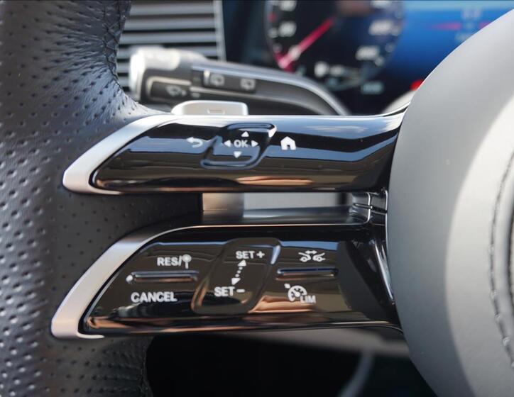 Mercedes-Benz GLS 26