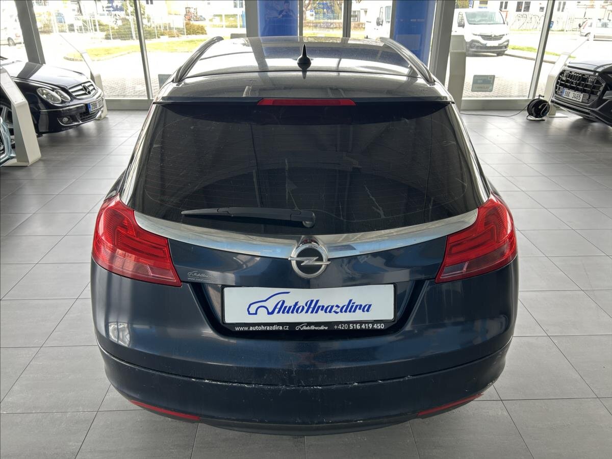 Opel Insignia Kombi 2,0 l 96 kw