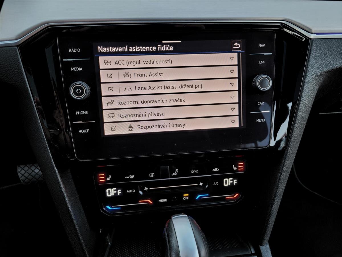 Volkswagen Passat Kombi 2,0 l 90 kw