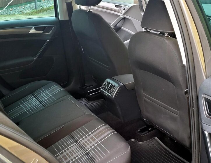 Volkswagen Golf Kombi 1,2 l 81 kw